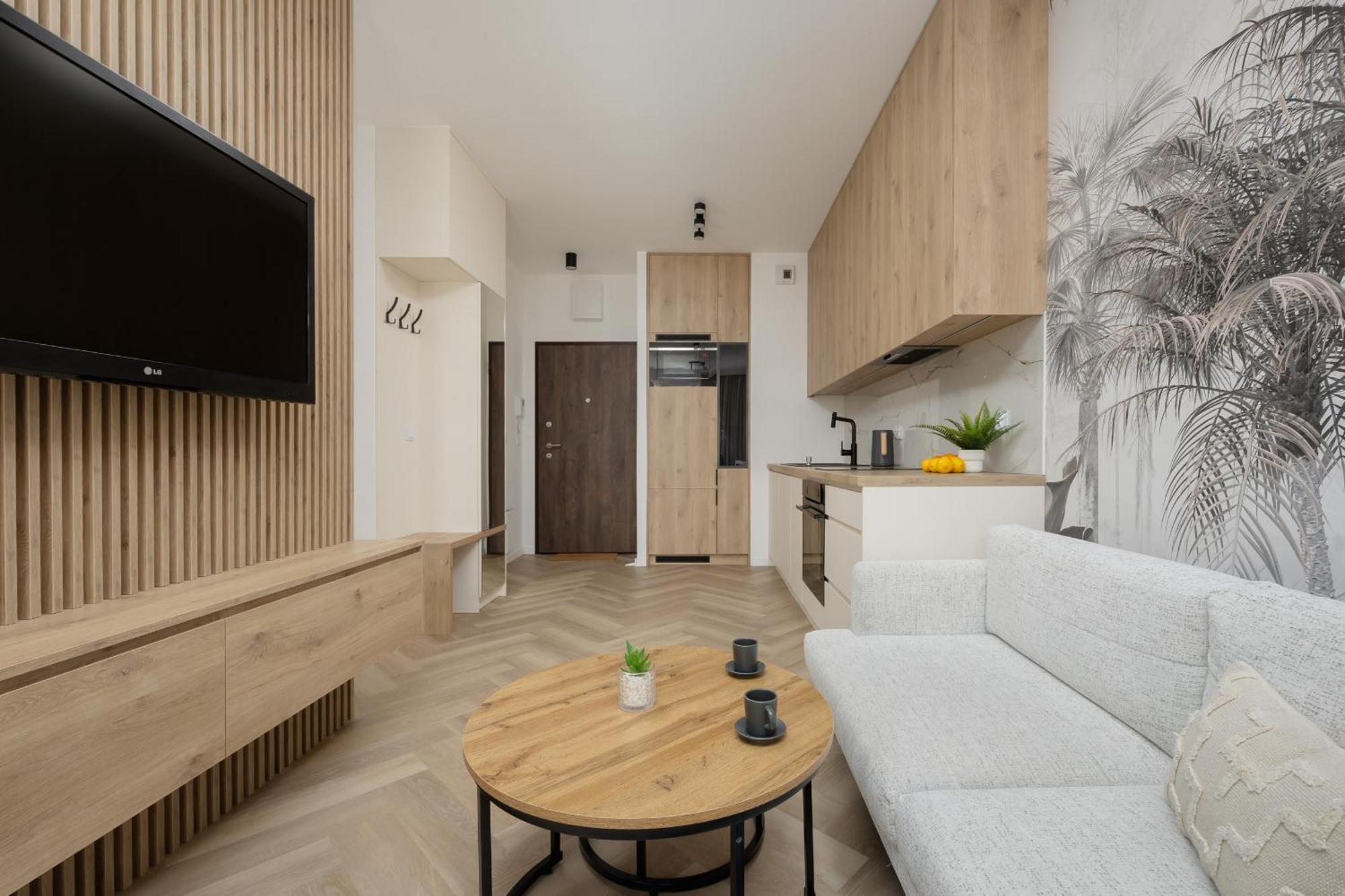Elegant Mokotow With Balcony And Parking By Renters * Warszawa